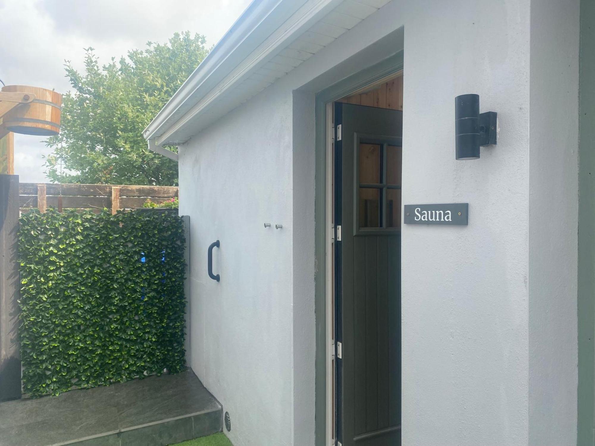 Ferienwohnung Roundstone Retreats Roundstone Harbour Lights Exterior foto